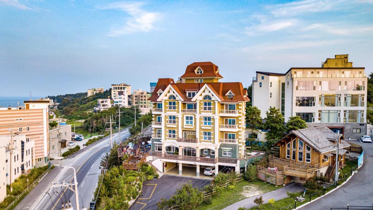 Pension Badawa คังนึง ภายนอก รูปภาพ
